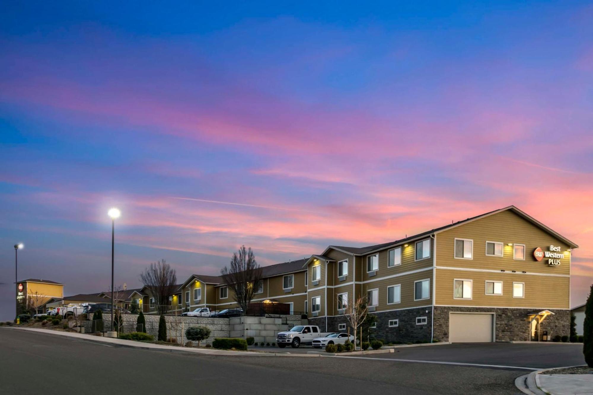 Best Western Plus Grapevine Inn Sunnyside Exterior foto